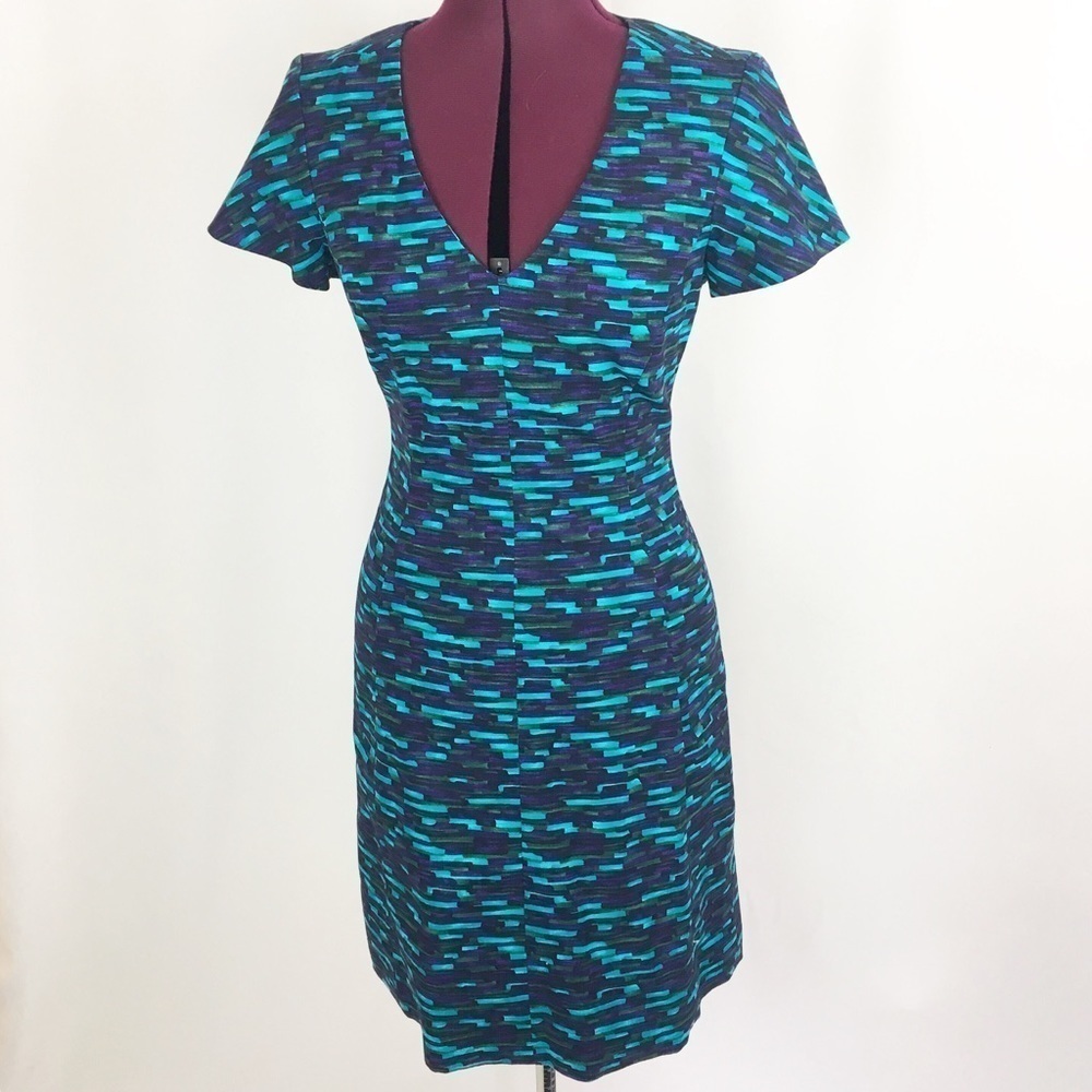 Lavia Sheath Dress Blue Purple Pattern Short Sleeve V-neck Designer 42 Italian